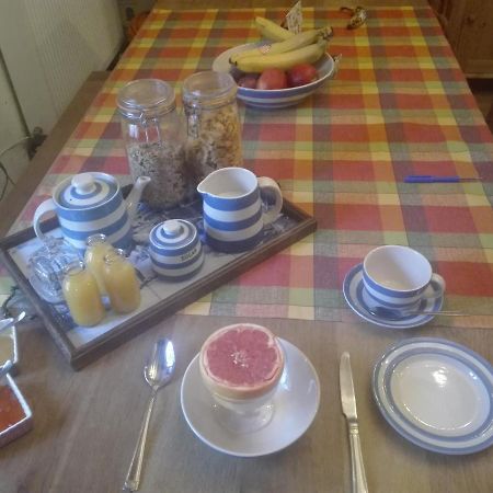 L'Esquilon Chambre D'Hote Bed & Breakfast Thiat ภายนอก รูปภาพ